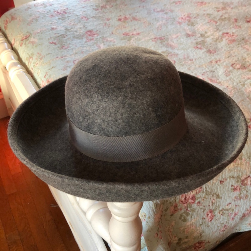 🎉HOST PICK🎉 Vintage wool wide-brimmed hat